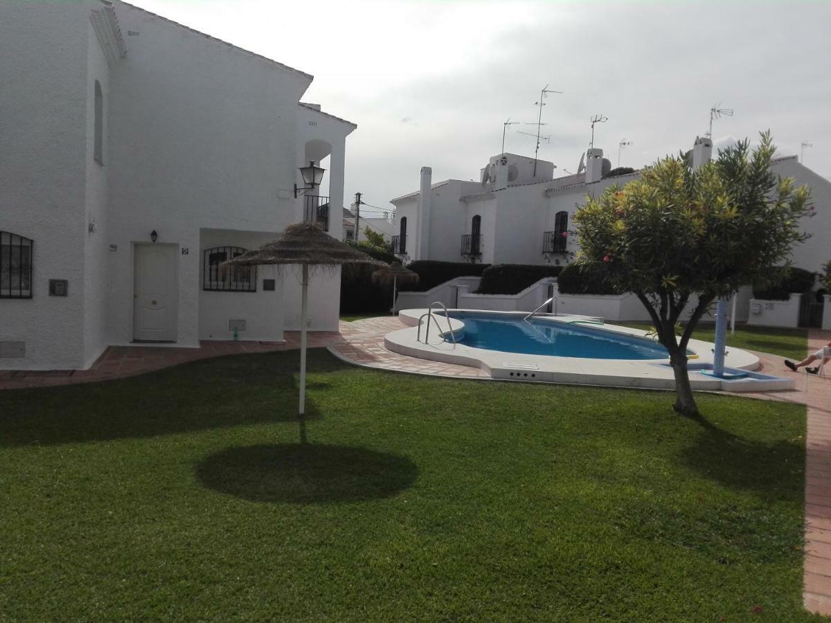 נרחה Residencial Los Pinos 3 מראה חיצוני תמונה